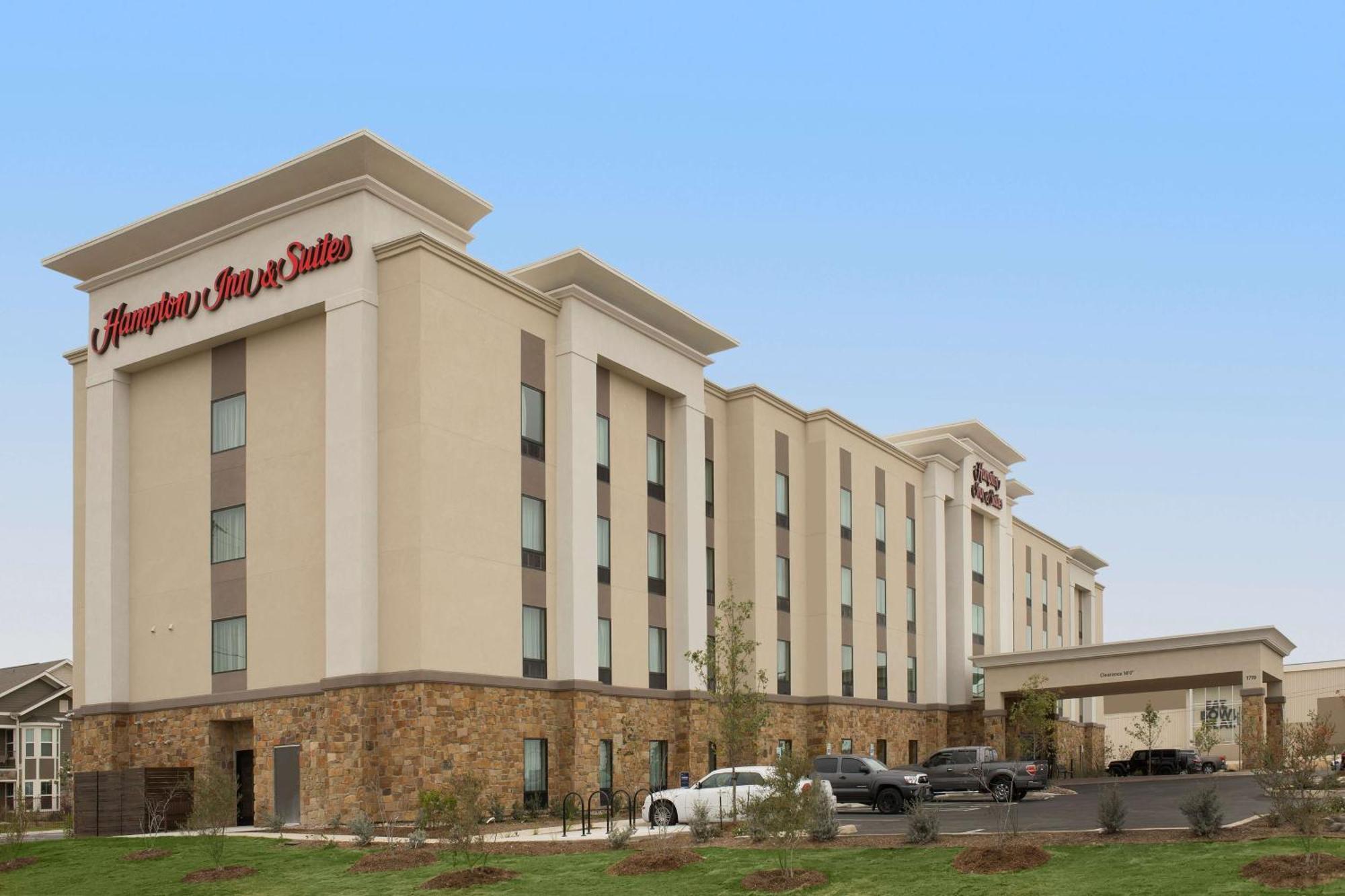 Hampton Inn & Suites San Antonio Lackland Afb Seaworld Ngoại thất bức ảnh